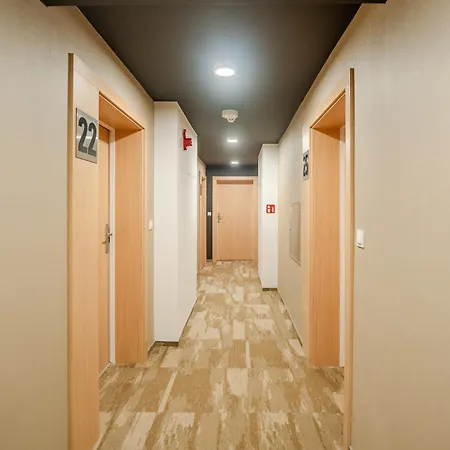 Ustronie Supreme 100m Do Plazy