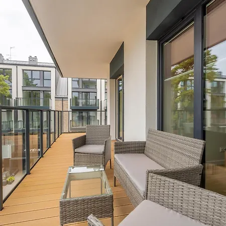 Ustronie Supreme 100m Do Plazy *