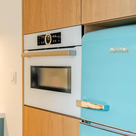 Ustronie Supreme 100m Do Plazy דירה