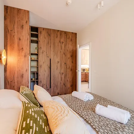 Ustronie Supreme 100m Do Plazy דירה *