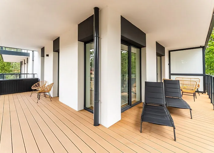 Ustronie Supreme 100m Do Plazy * Ustronie Morskie