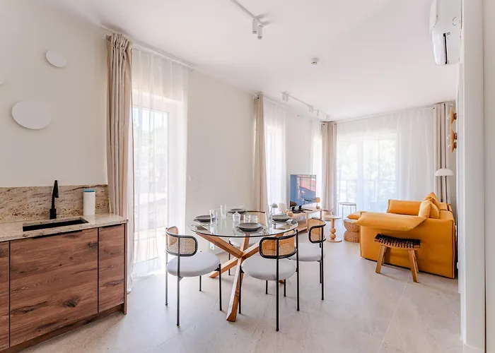 Ustronie Supreme 100m Do Plazy *